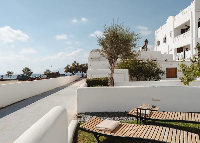 Karla, Beachside Bliss In Nyaraló