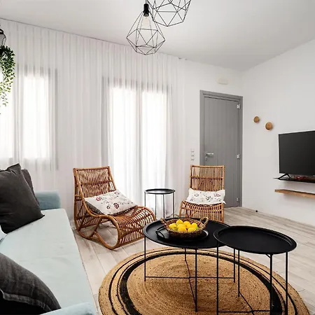 Karla, Beachside Bliss In *