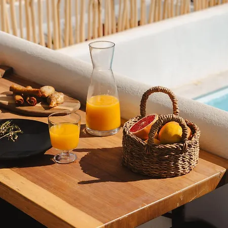 Holiday home Karla, Beachside Bliss In Agios Prokopios (Naxos)