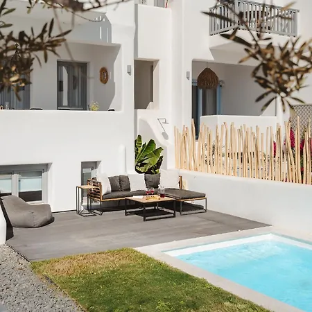 Karla, Beachside Bliss In Ágios Prokópios