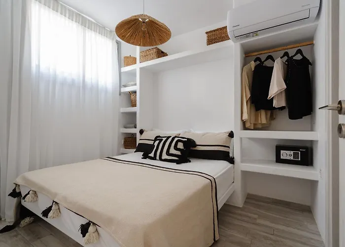 Vakantiehuis Karla, Beachside Bliss In