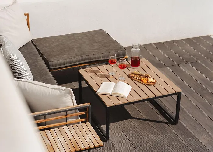 Karla, Beachside Bliss In Vakantiehuis Agios Prokopios (Naxos)